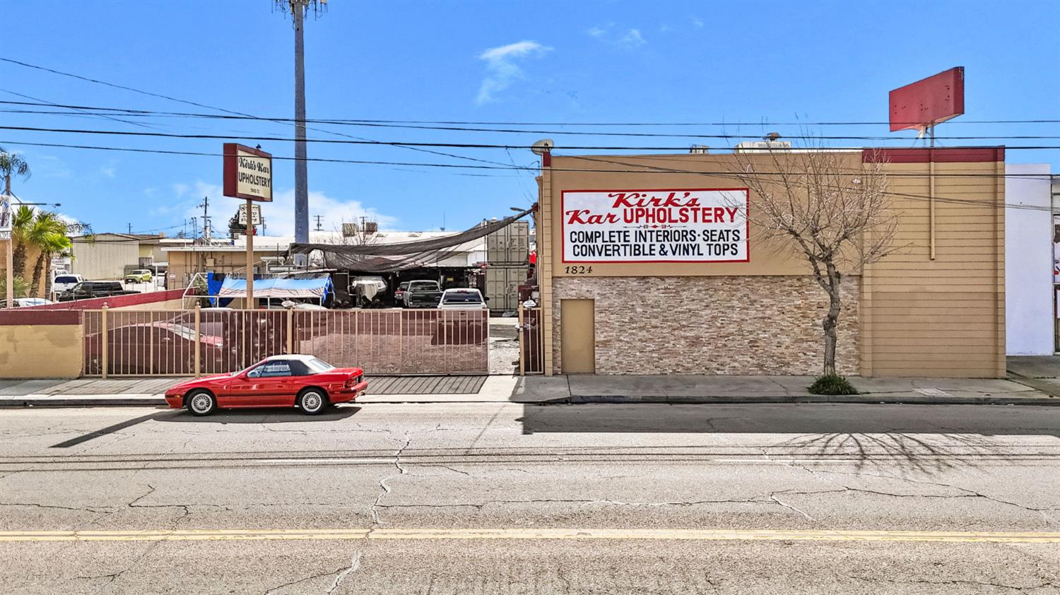 1824 E Mckinley Ave, Fresno, CA 93703