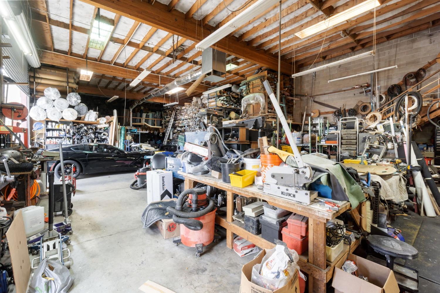 1824 E Mckinley Ave, Fresno, CA 93703