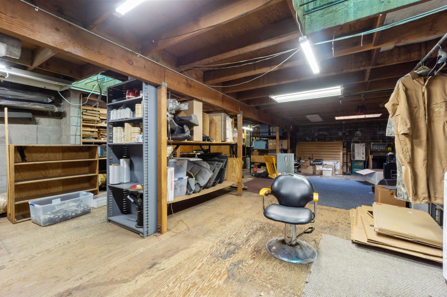 1824 E Mckinley Ave, Fresno, CA 93703