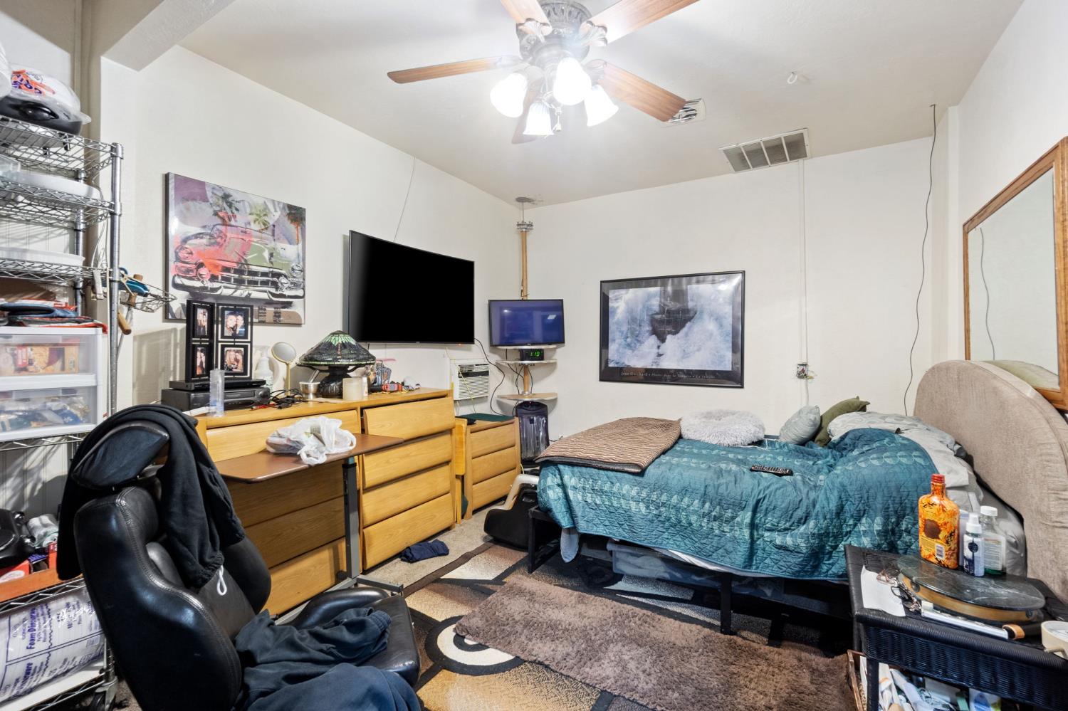 1824 E Mckinley Ave, Fresno, CA 93703