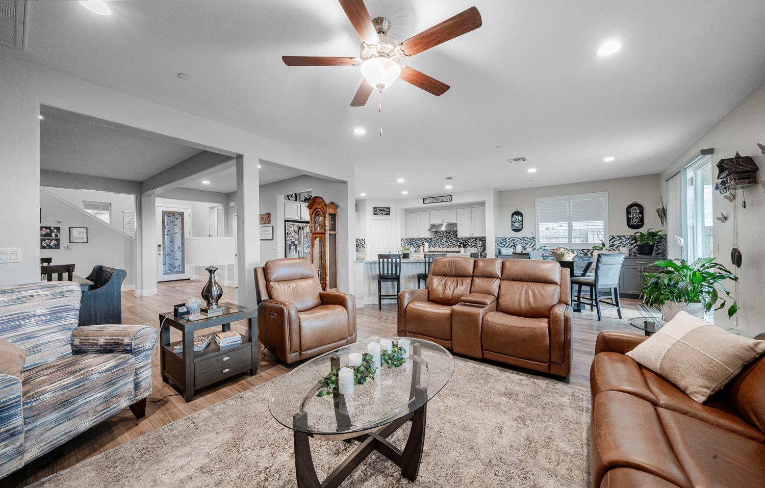 928 Skansen St, Kingsburg, CA 93631