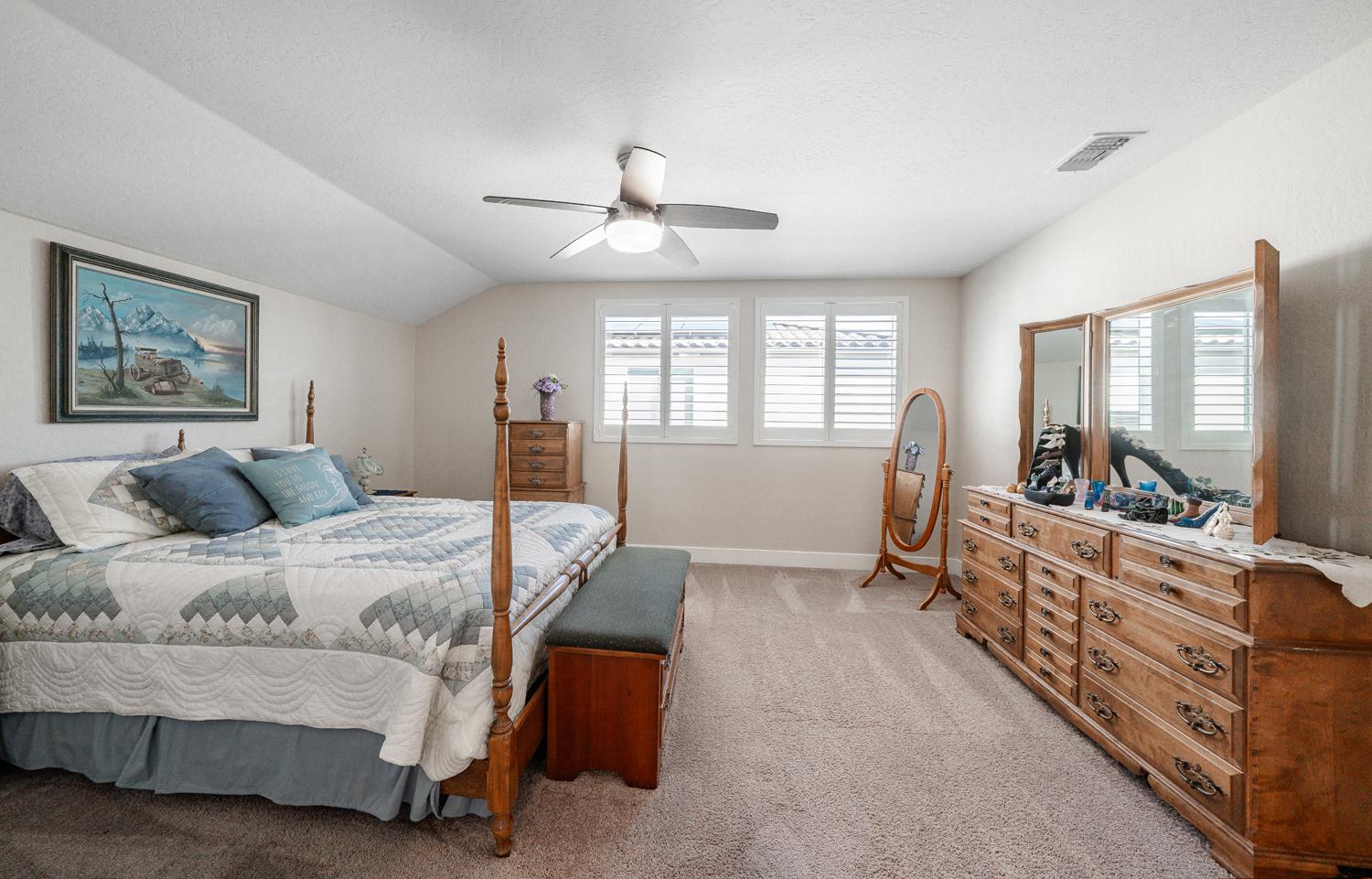 928 Skansen St, Kingsburg, CA 93631