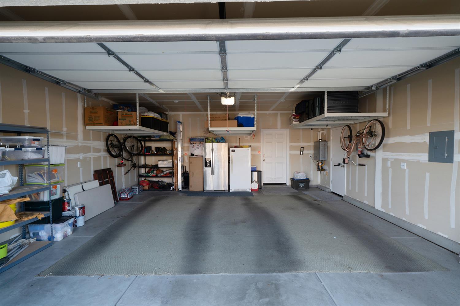 928 Skansen St, Kingsburg, CA 93631