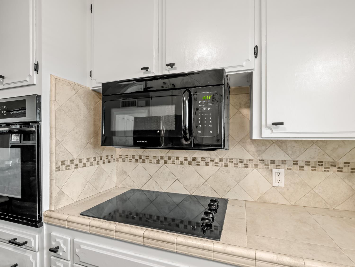 646 E Birch Ave, Fresno, CA 93720