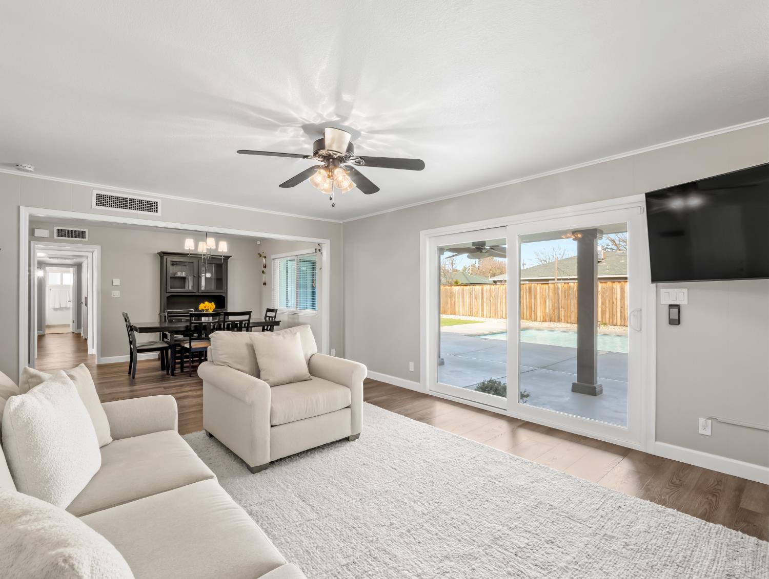 646 E Birch Ave, Fresno, CA 93720