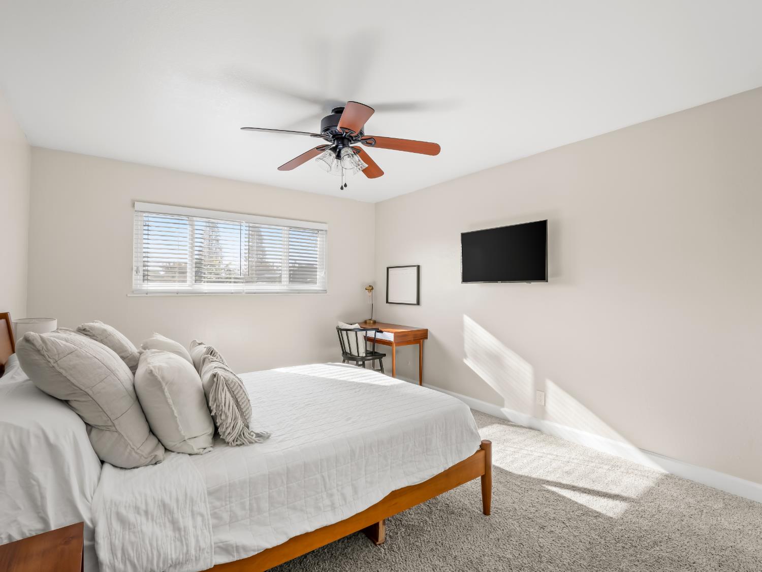 646 E Birch Ave, Fresno, CA 93720