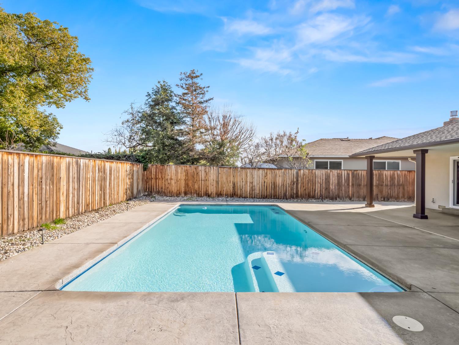 646 E Birch Ave, Fresno, CA 93720