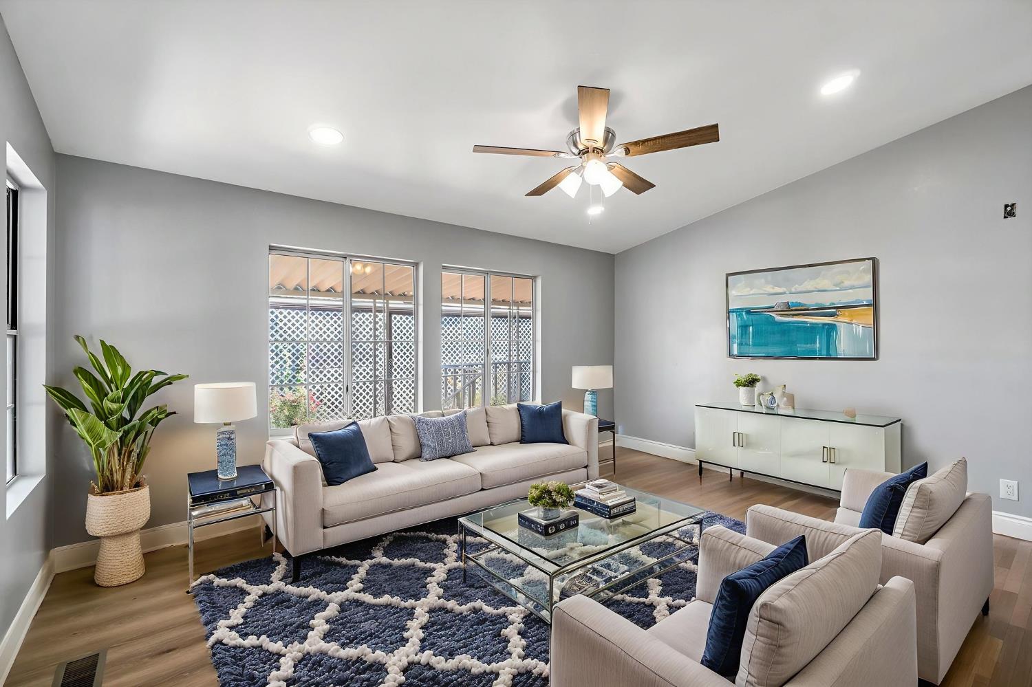 1218 E Cleveland Ave #103, Madera, CA 93638