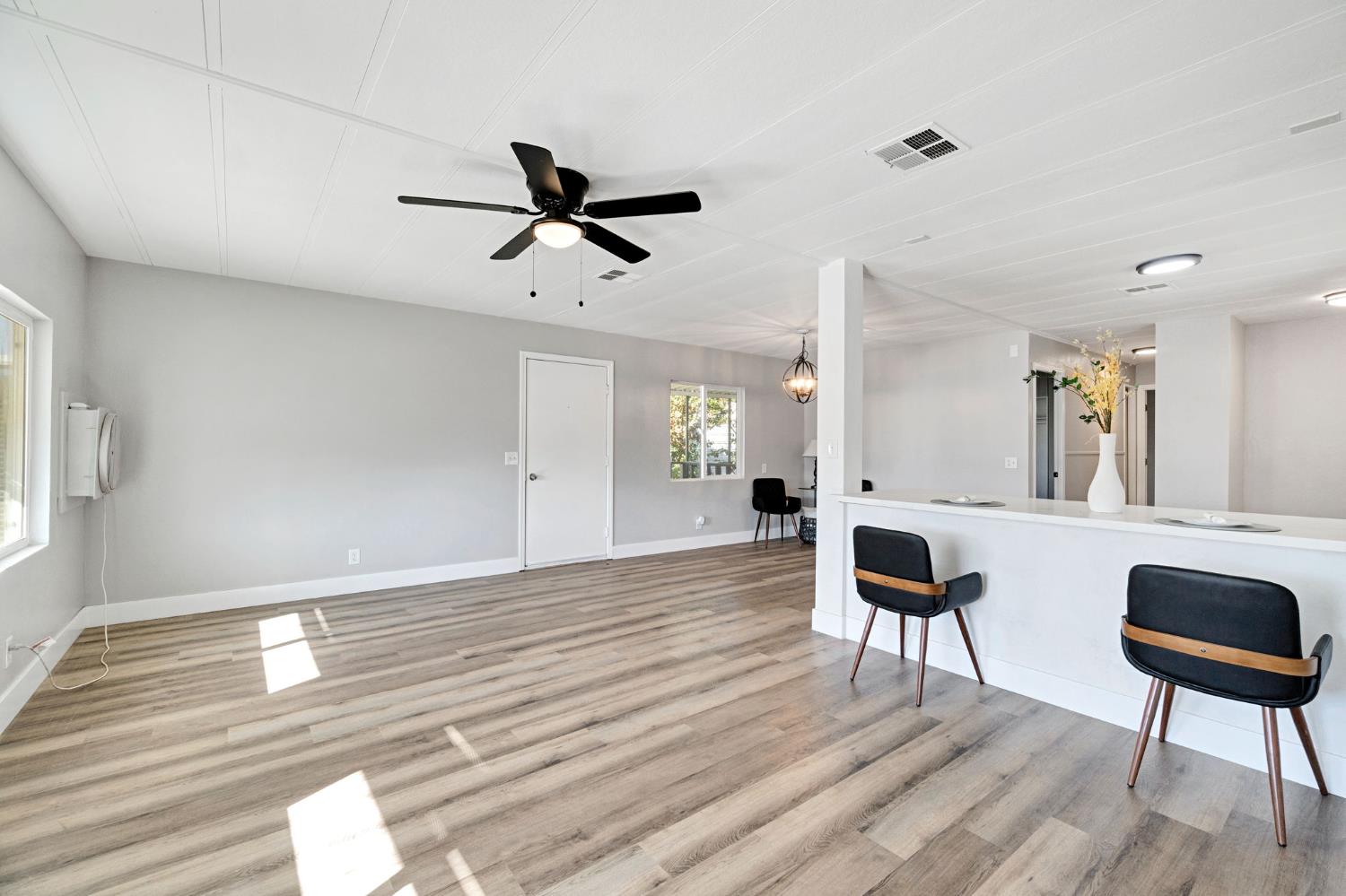 1218 E Cleveland Ave #153, Madera, CA 93638