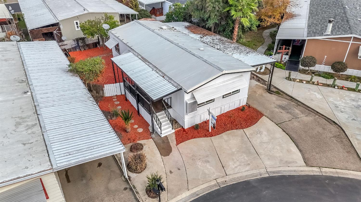 1218 E Cleveland Ave #153, Madera, CA 93638