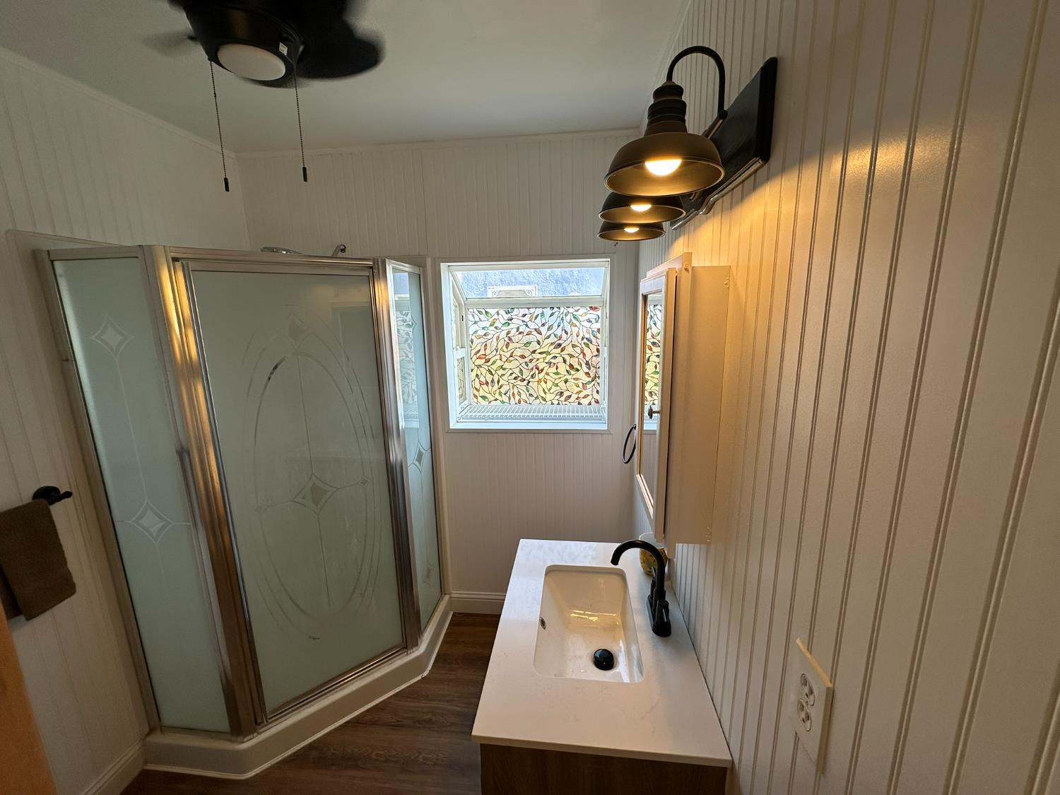 1441 N Calaveras St, Fresno, CA 93728