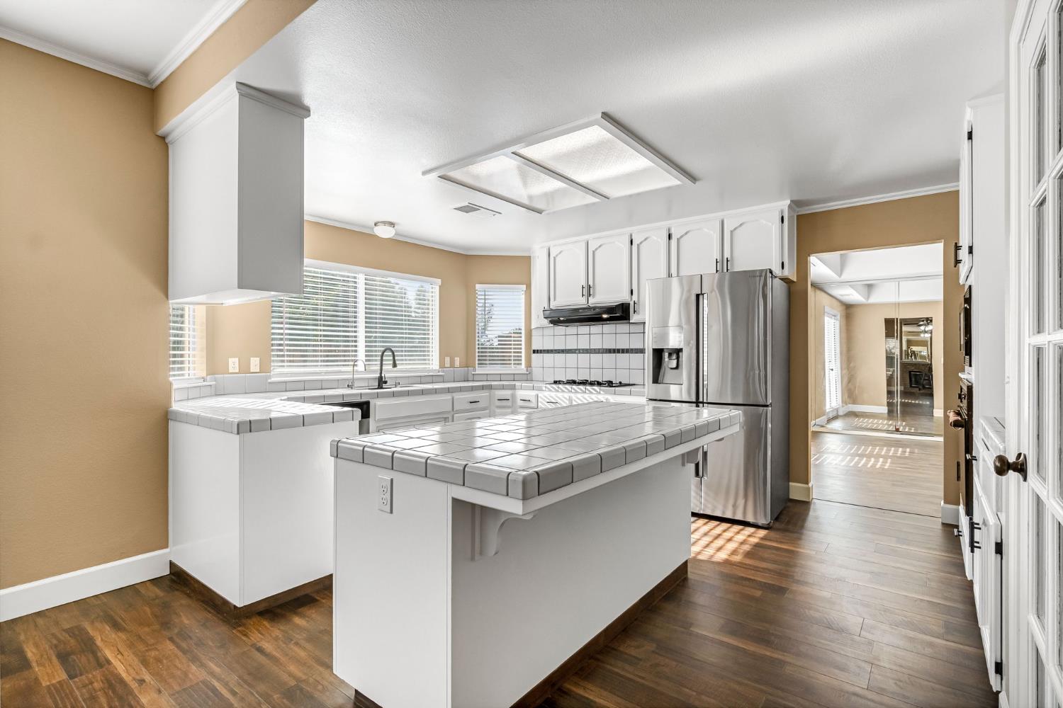 2034 Wrenwood Ave, Clovis, CA 93611