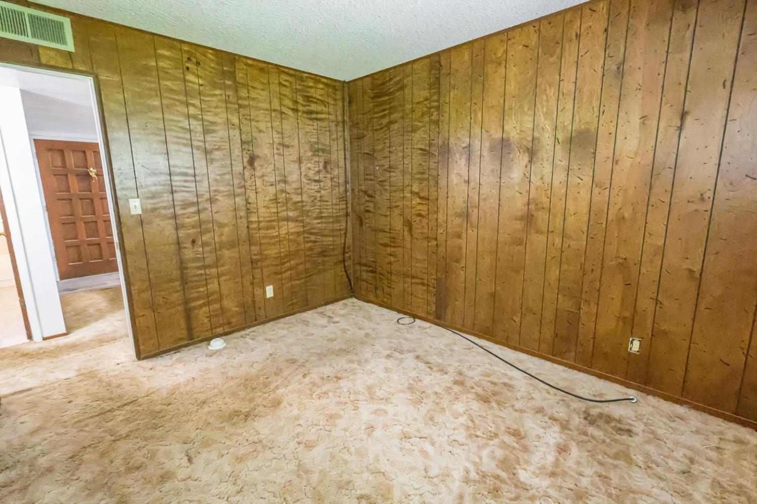 7403 E Alluvial Ave, Clovis, CA 93619