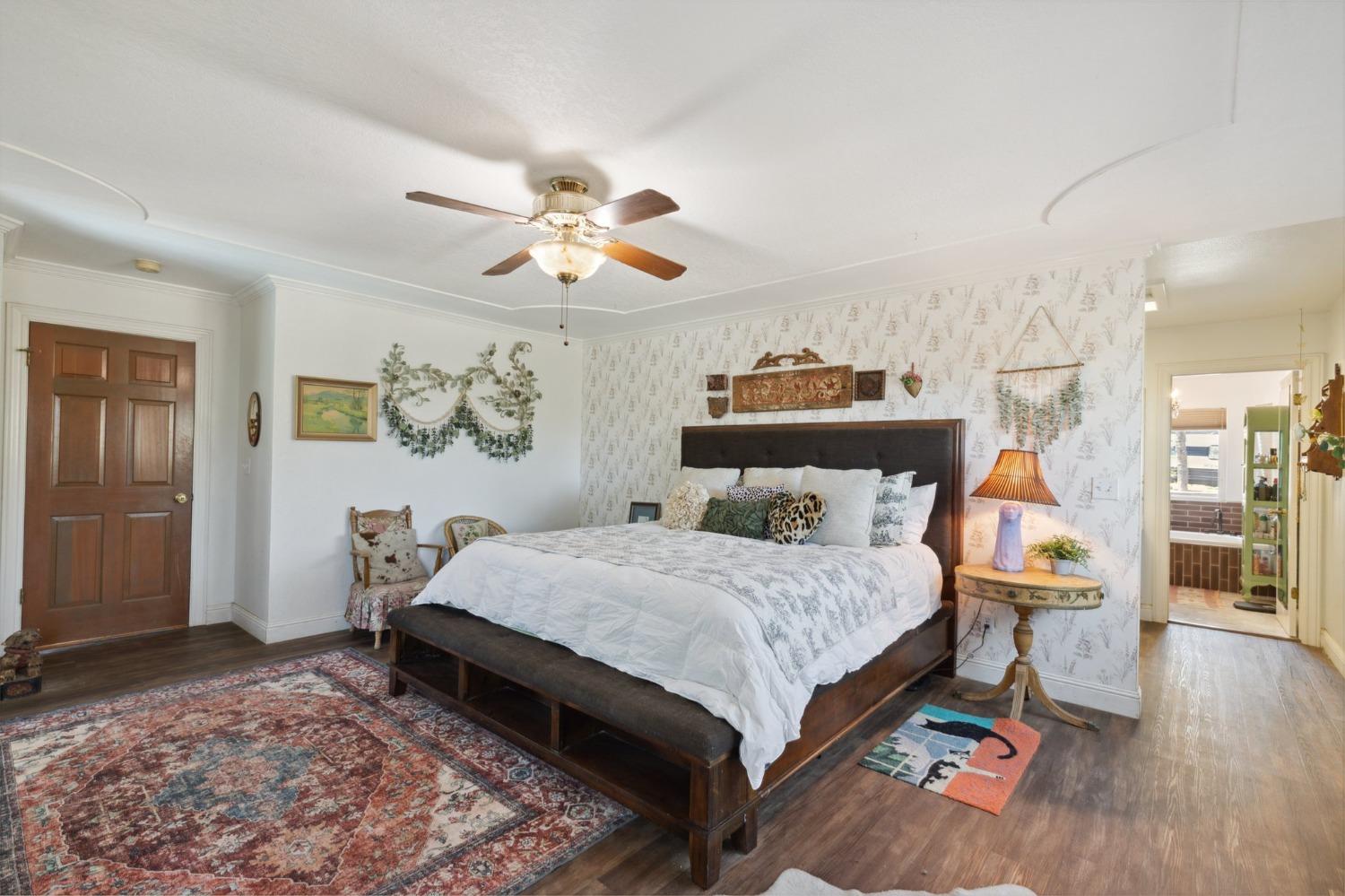 30030 Horseshoe Dr, Coarsegold, CA 93614