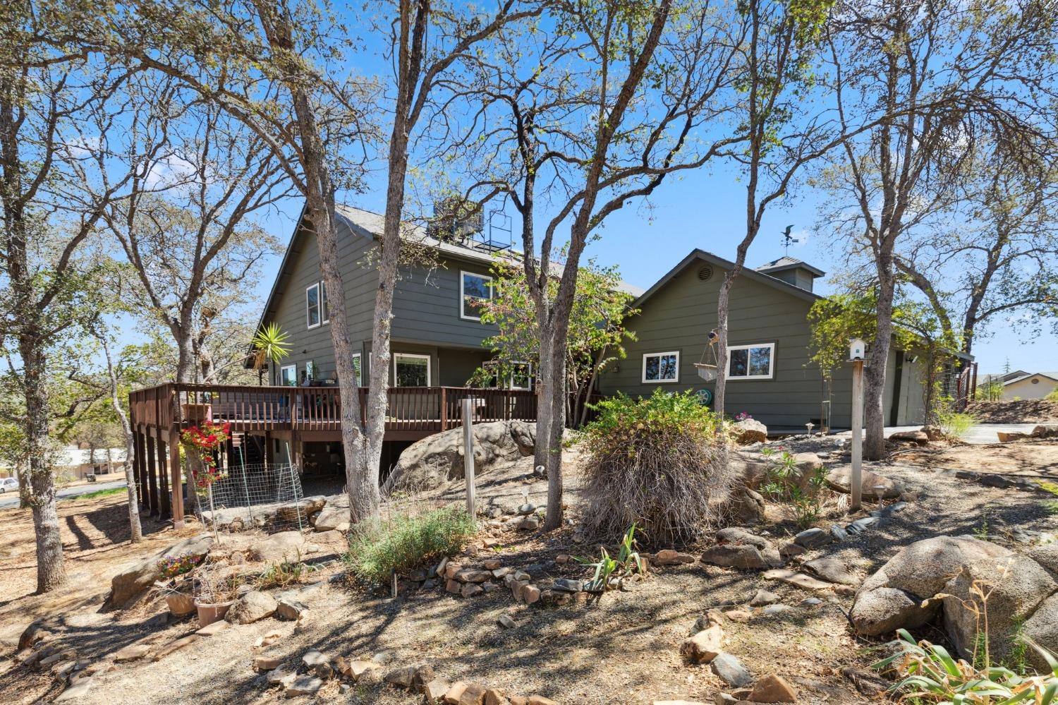 30030 Horseshoe Dr, Coarsegold, CA 93614