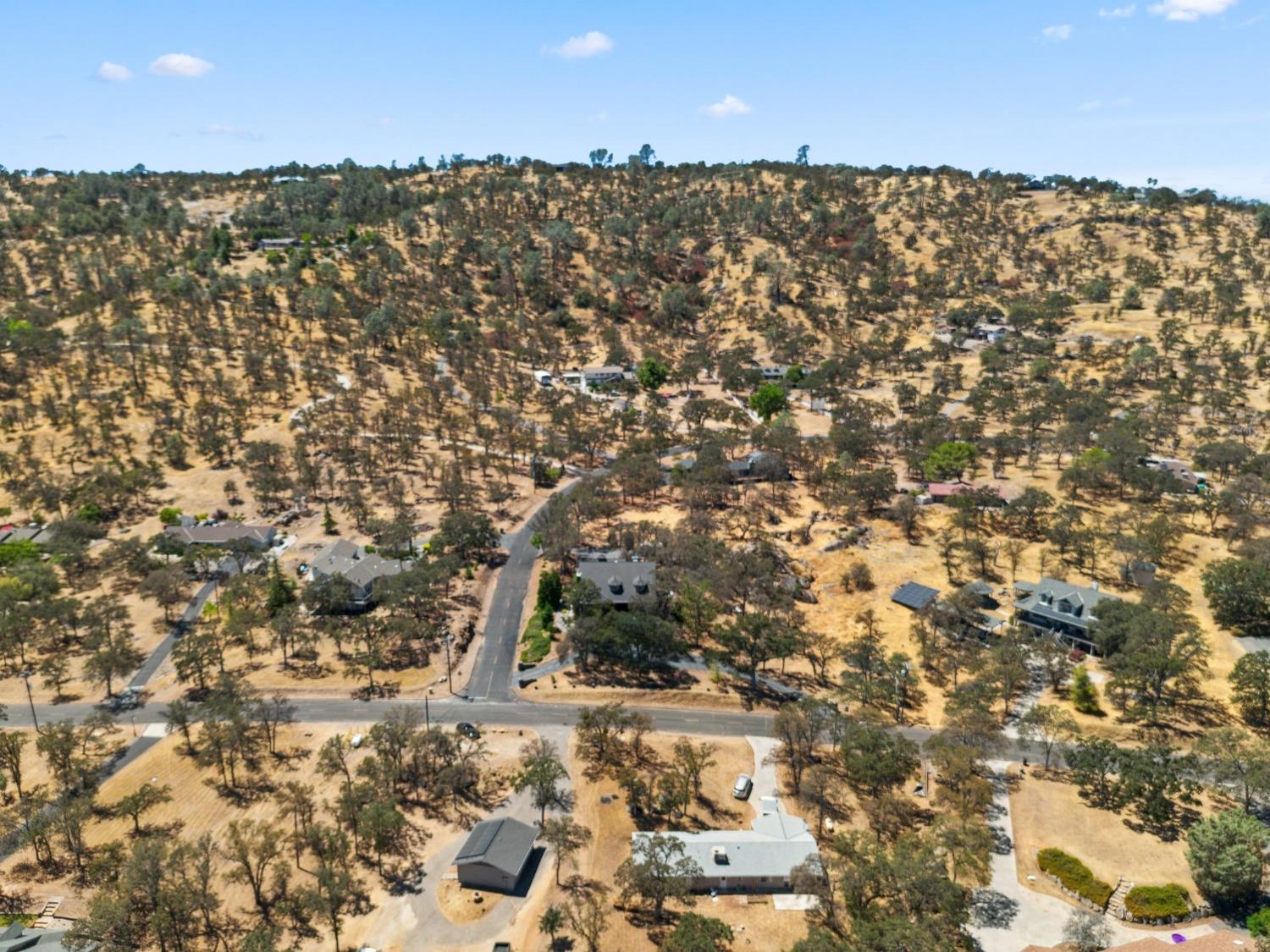 30030 Horseshoe Dr, Coarsegold, CA 93614