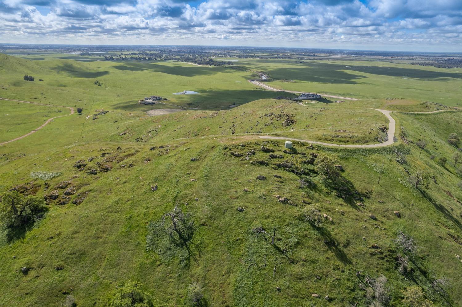 13 Summit Crest Lane, Clovis, CA 96319