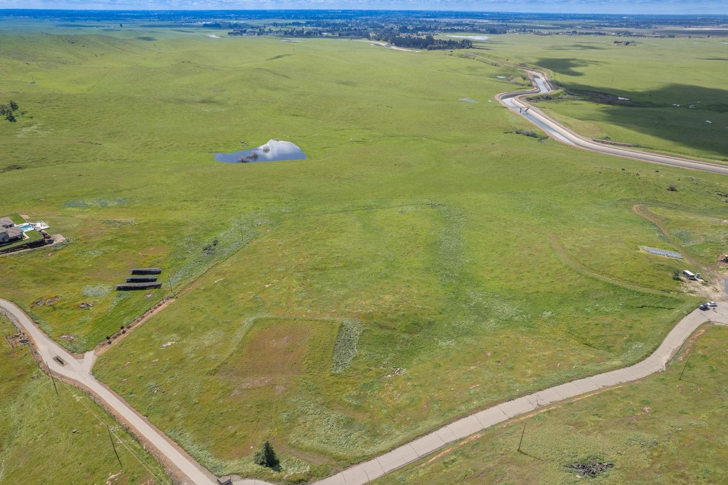 5 Summit Mountain Road, Clovis, CA 93619