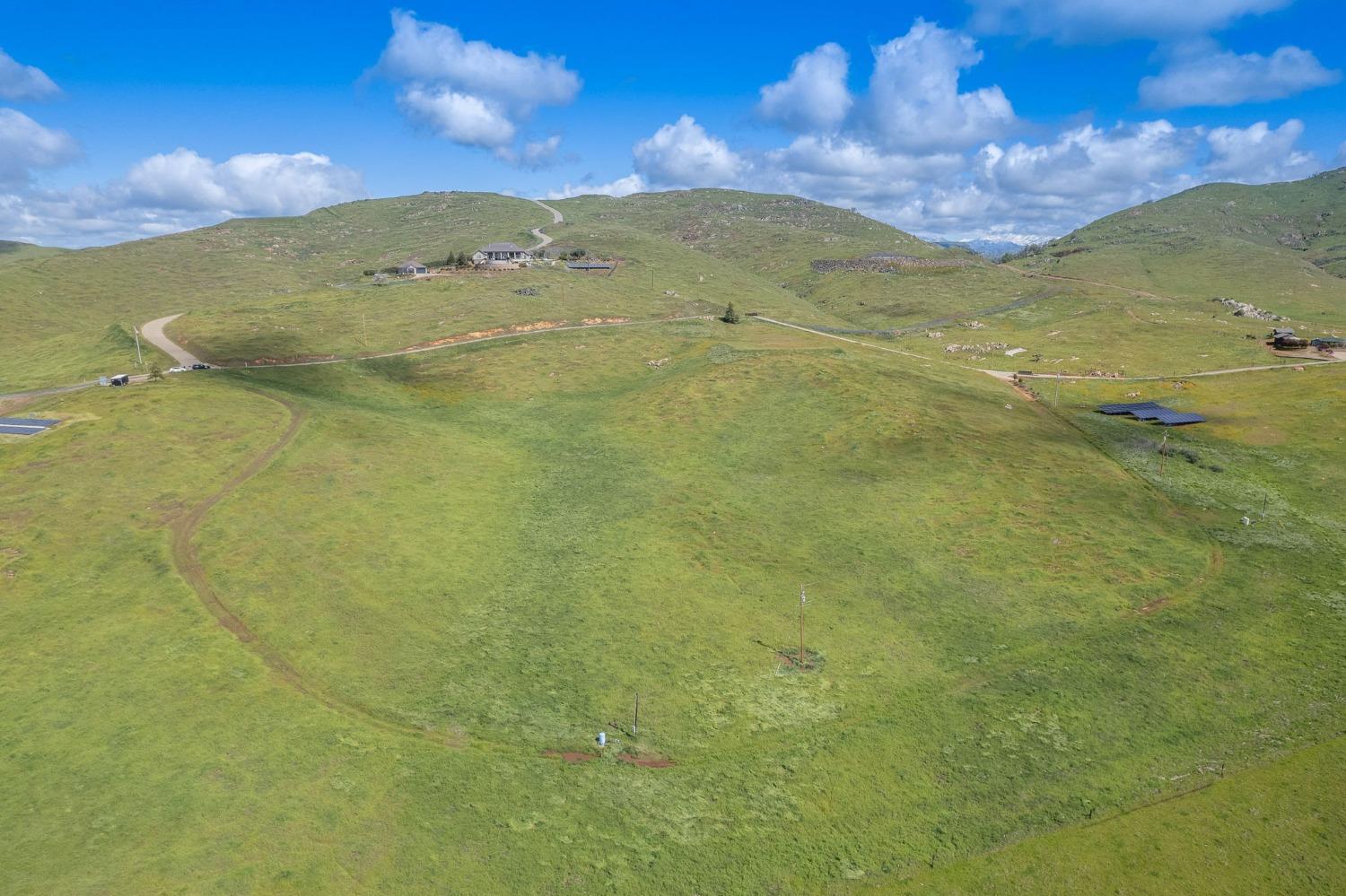 5 Summit Mountain Road, Clovis, CA 93619