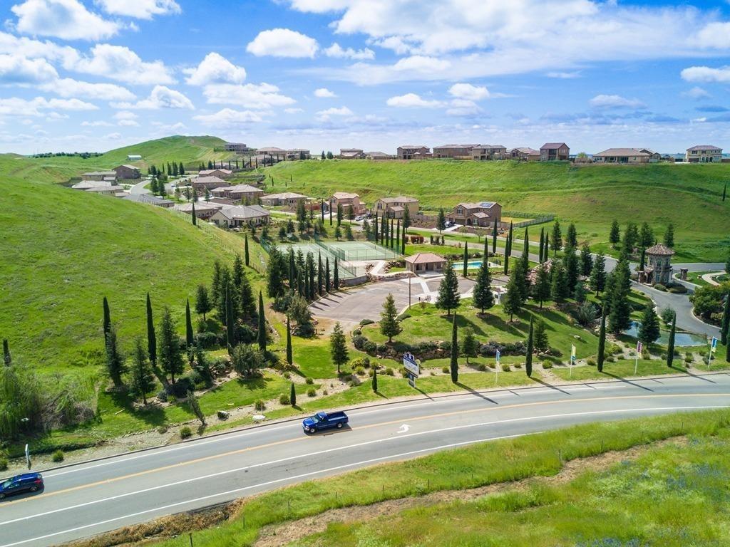 15 16 Via Mira Bella, Friant, CA 93626