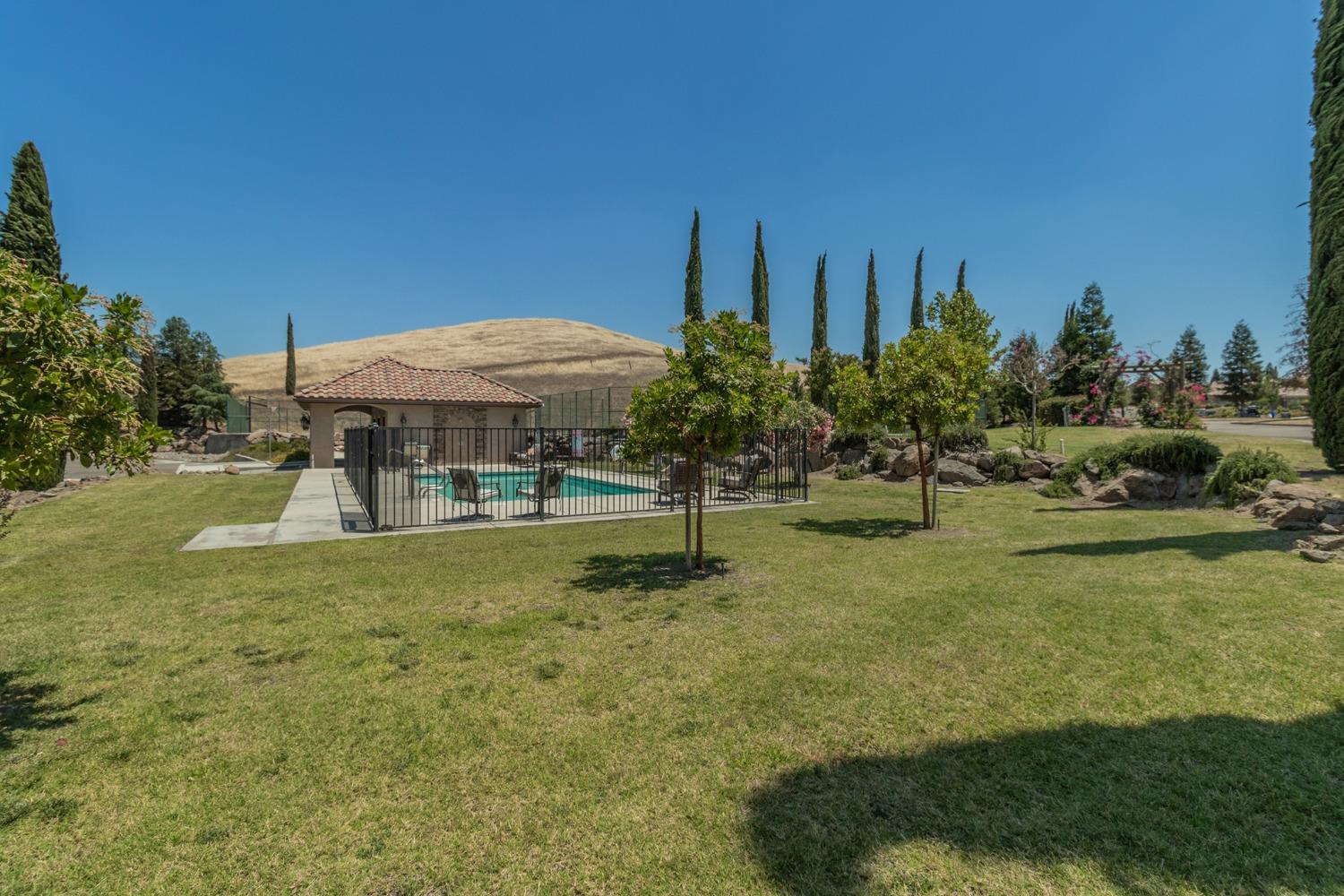 18845 Via Bellagio, Friant, CA 93626