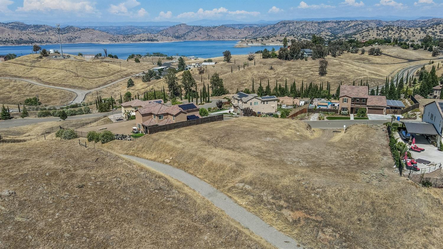 54 Via Bellagio, Friant, CA 93626