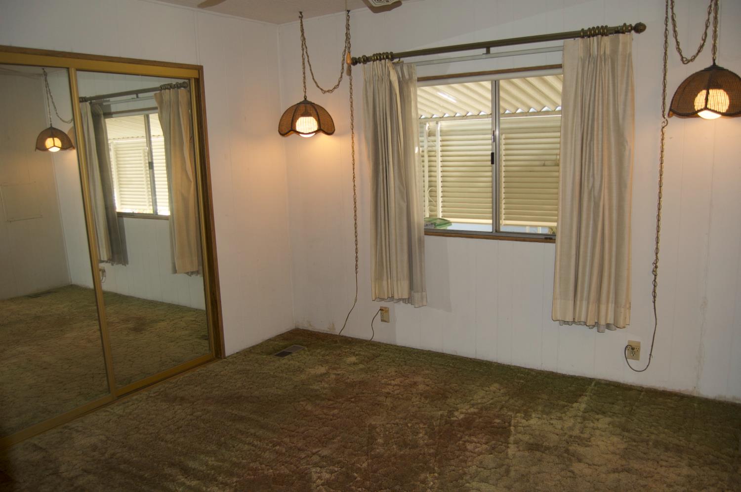 1701 Dinuba Ave, Selma, CA 93662