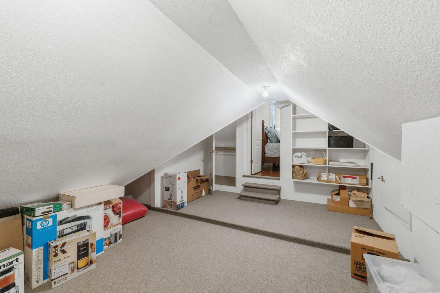 195 W Riverridge Ave, Fresno, CA 93711