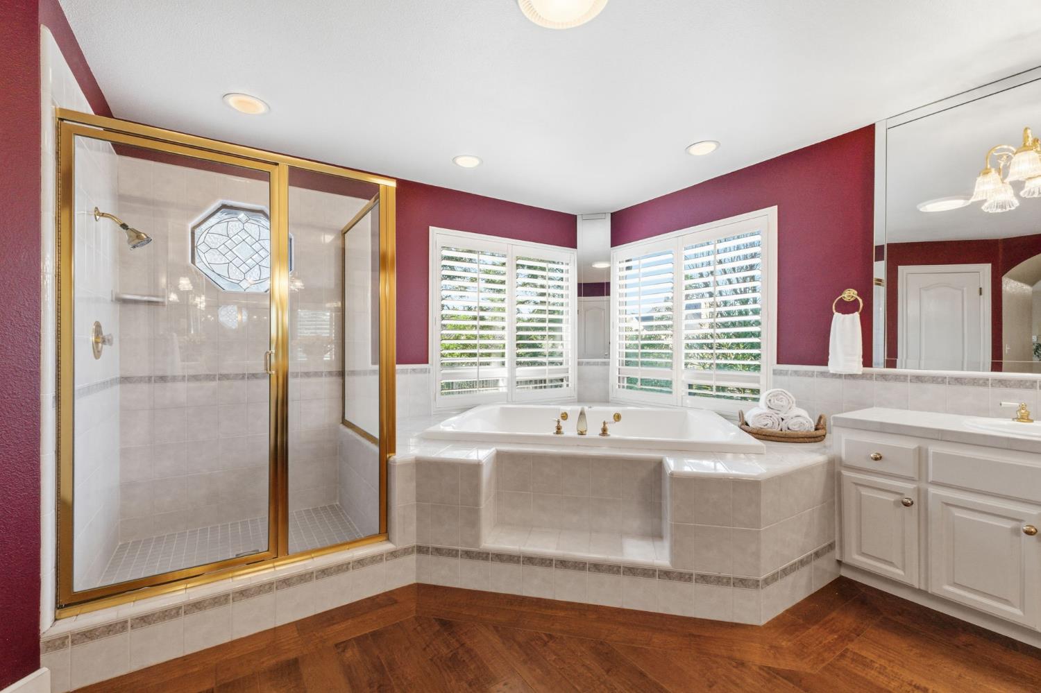 195 W Riverridge Ave, Fresno, CA 93711