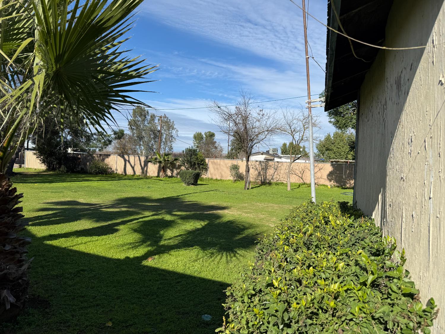 2384 N Bryan, Fresno, CA 93723