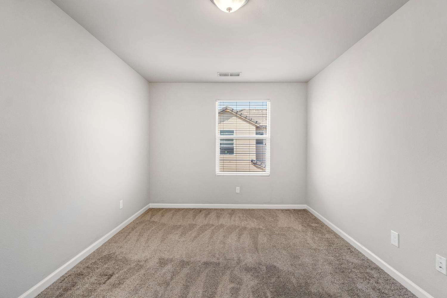 1312 Joy Dr, Clovis, CA 93619