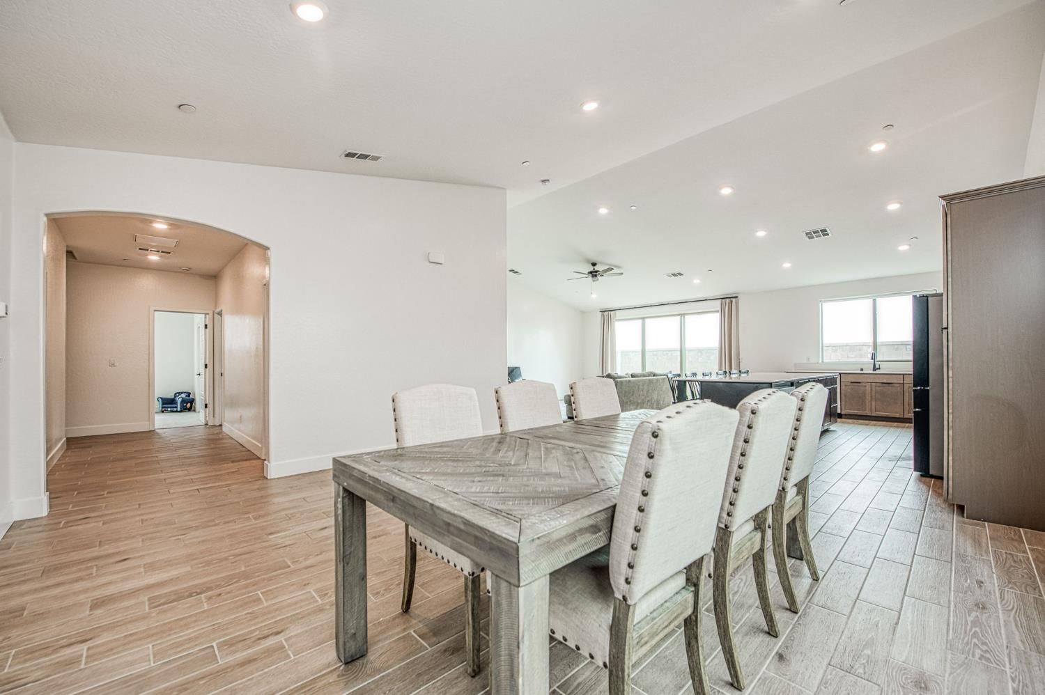 7153 E Harvard Ave, Fresno, CA 93737