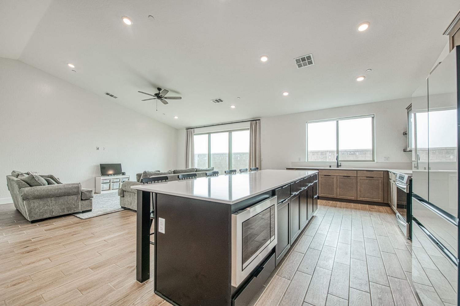 7153 E Harvard Ave, Fresno, CA 93737