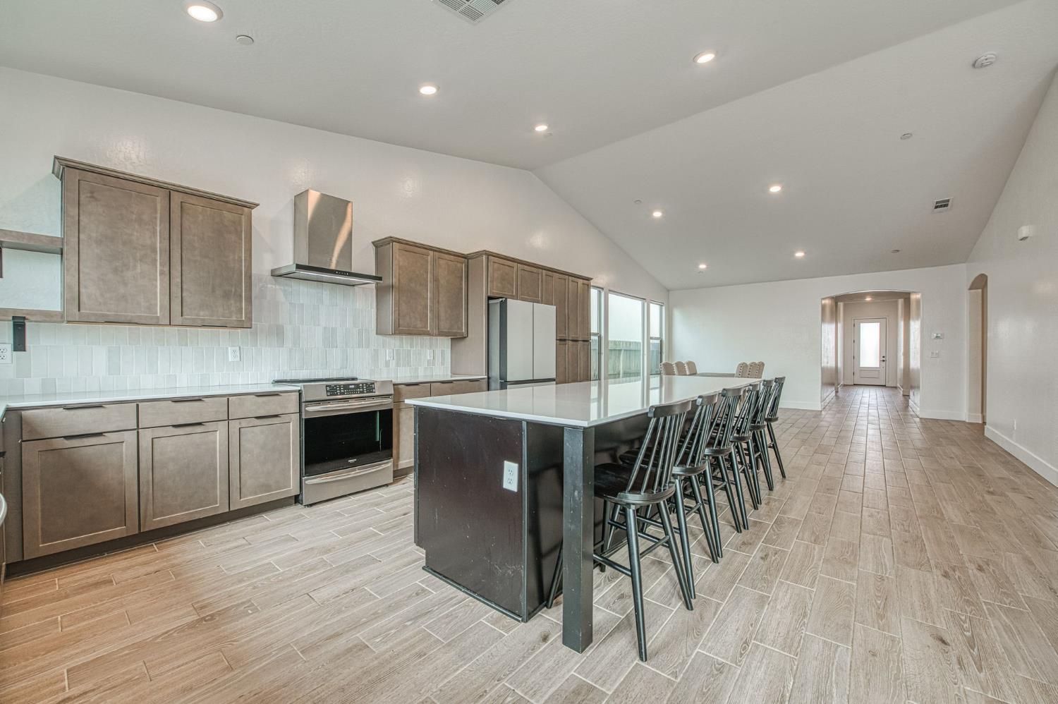 7153 E Harvard Ave, Fresno, CA 93737