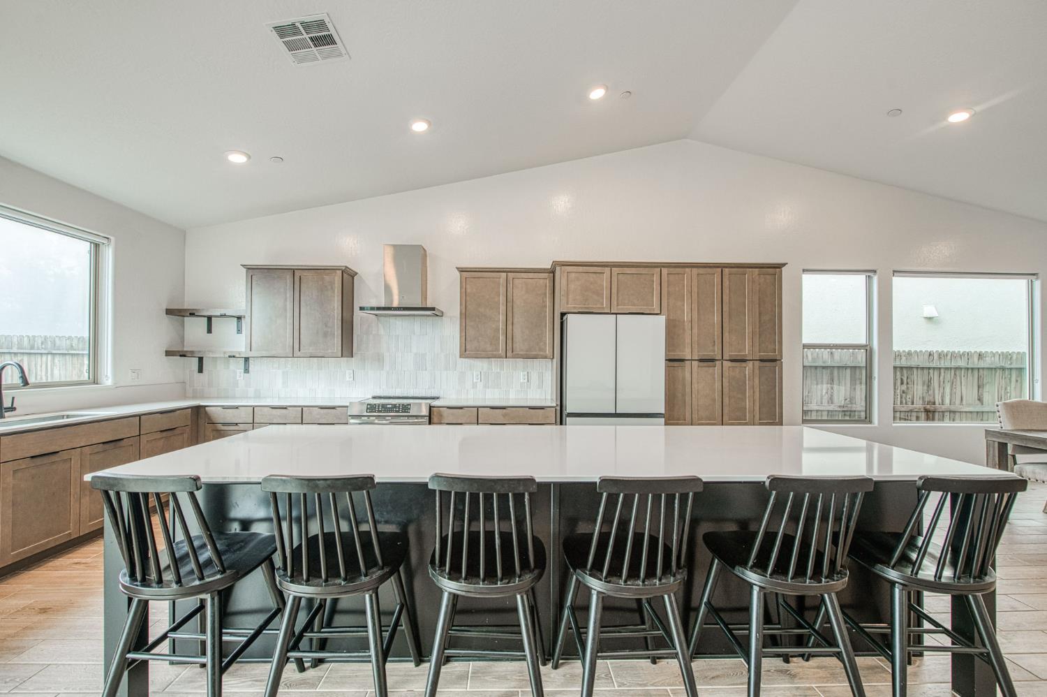 7153 E Harvard Ave, Fresno, CA 93737