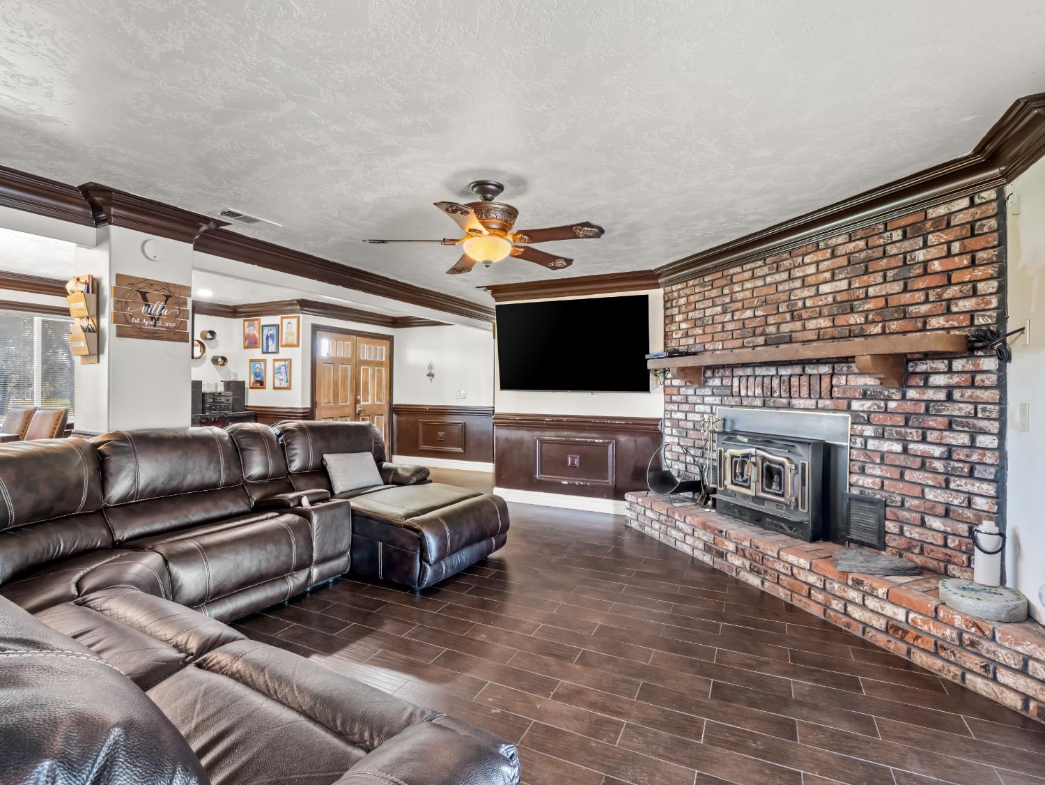 16998 Rio Plaza Rd, Madera, CA 93636