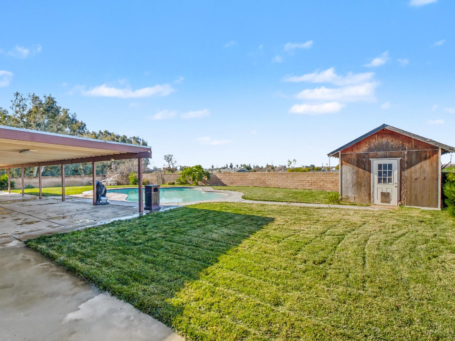 16998 Rio Plaza Rd, Madera, CA 93636