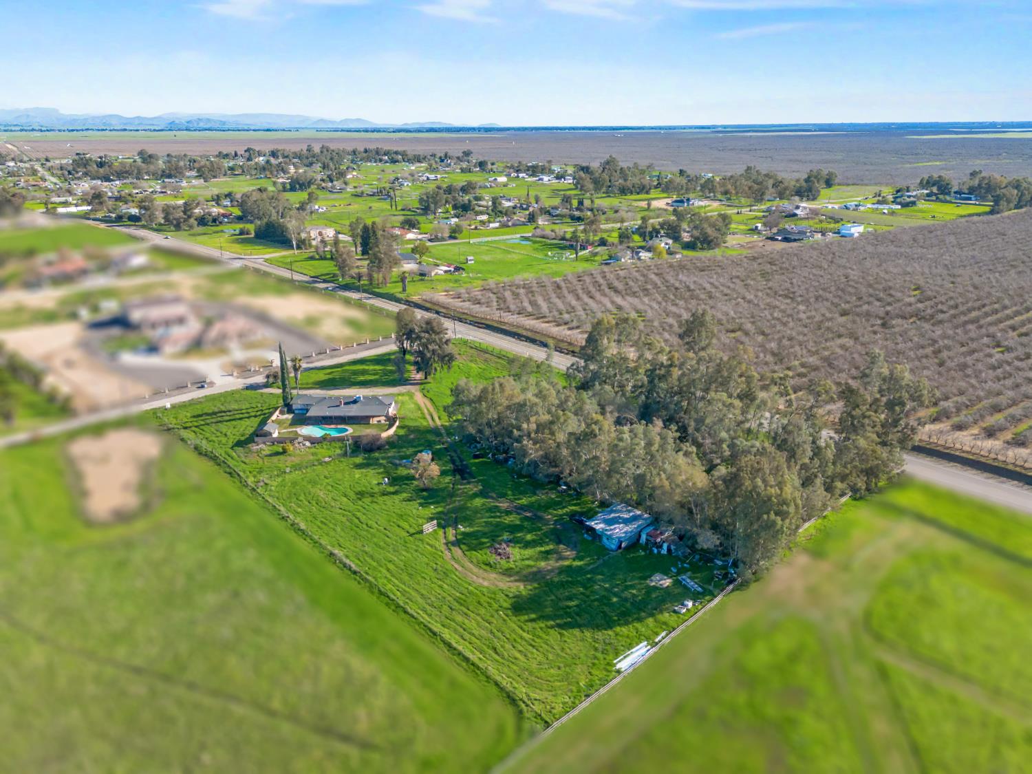 16998 Rio Plaza Rd, Madera, CA 93636