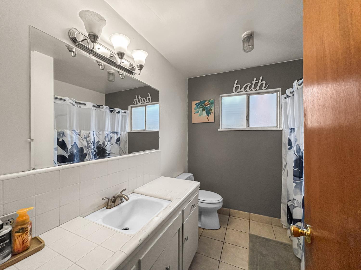 3144 E Santa Ana Ave, Fresno, CA 93726