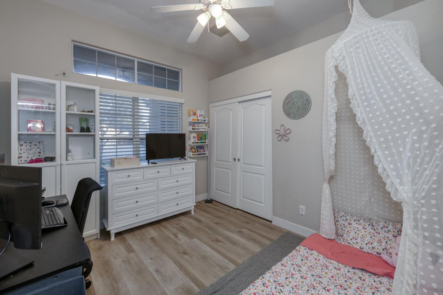 7839 N Carnegie Ave, Fresno, CA 93722