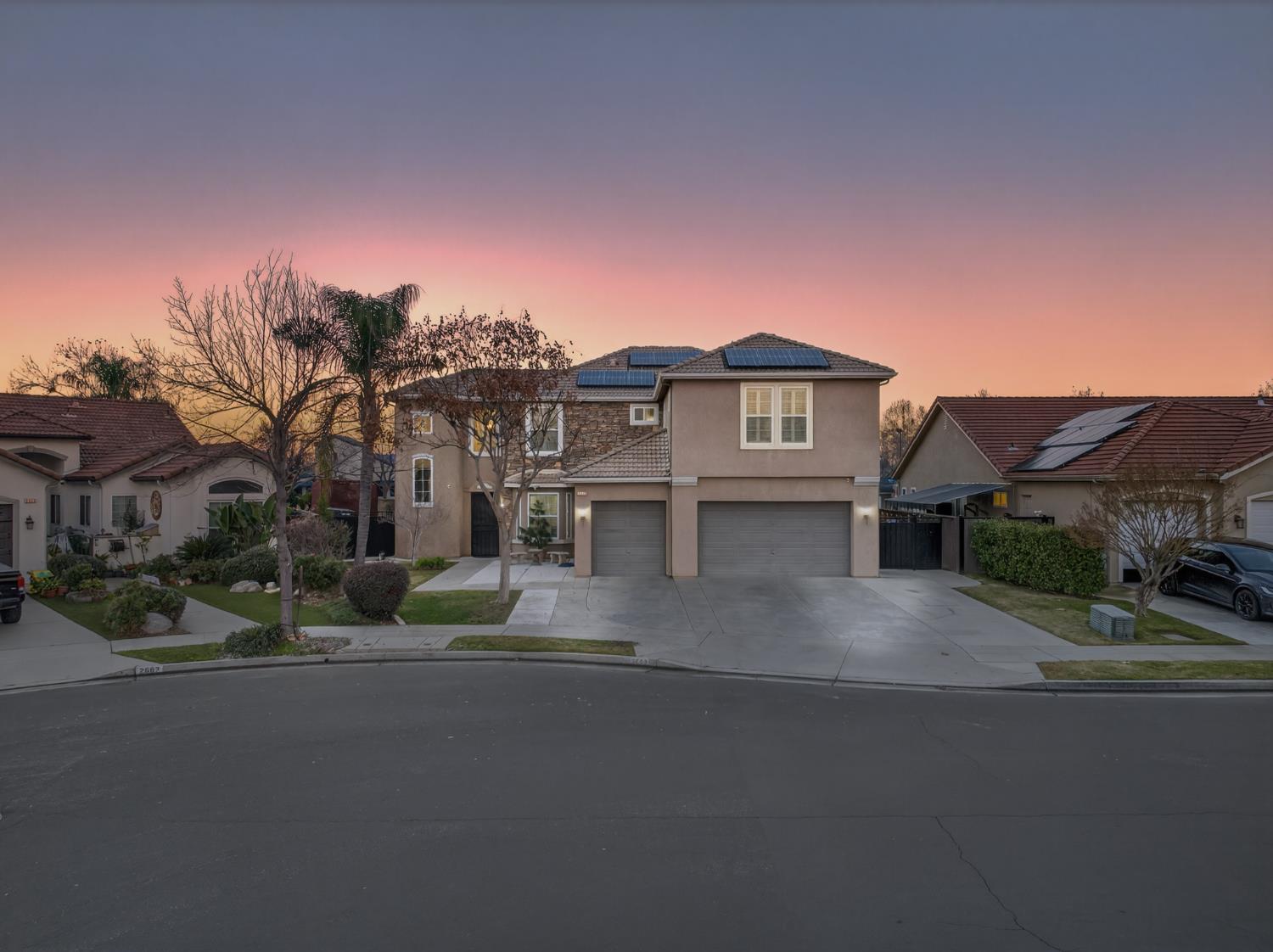 2662 Whitmore Ave, Clovis, CA 93619