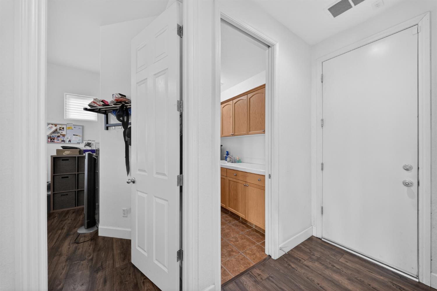 2662 Whitmore Ave, Clovis, CA 93619