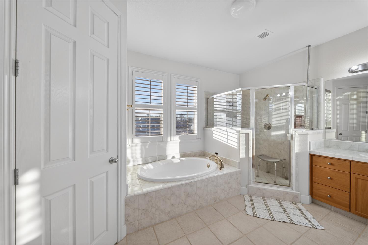 2662 Whitmore Ave, Clovis, CA 93619