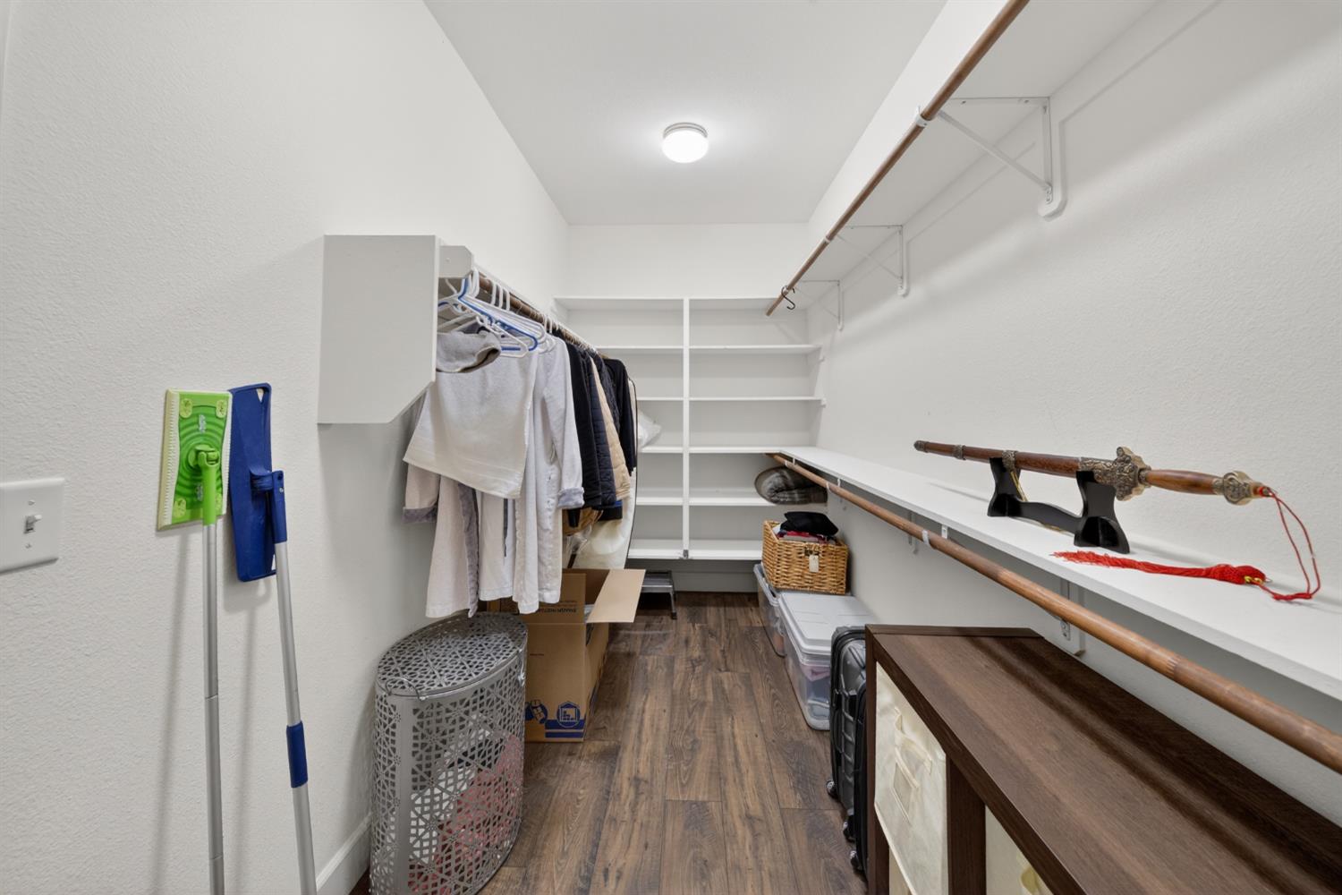 2662 Whitmore Ave, Clovis, CA 93619