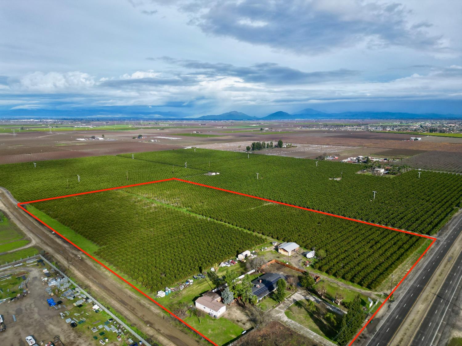 11630 E Manning Ave Ave, Selma, CA 93662