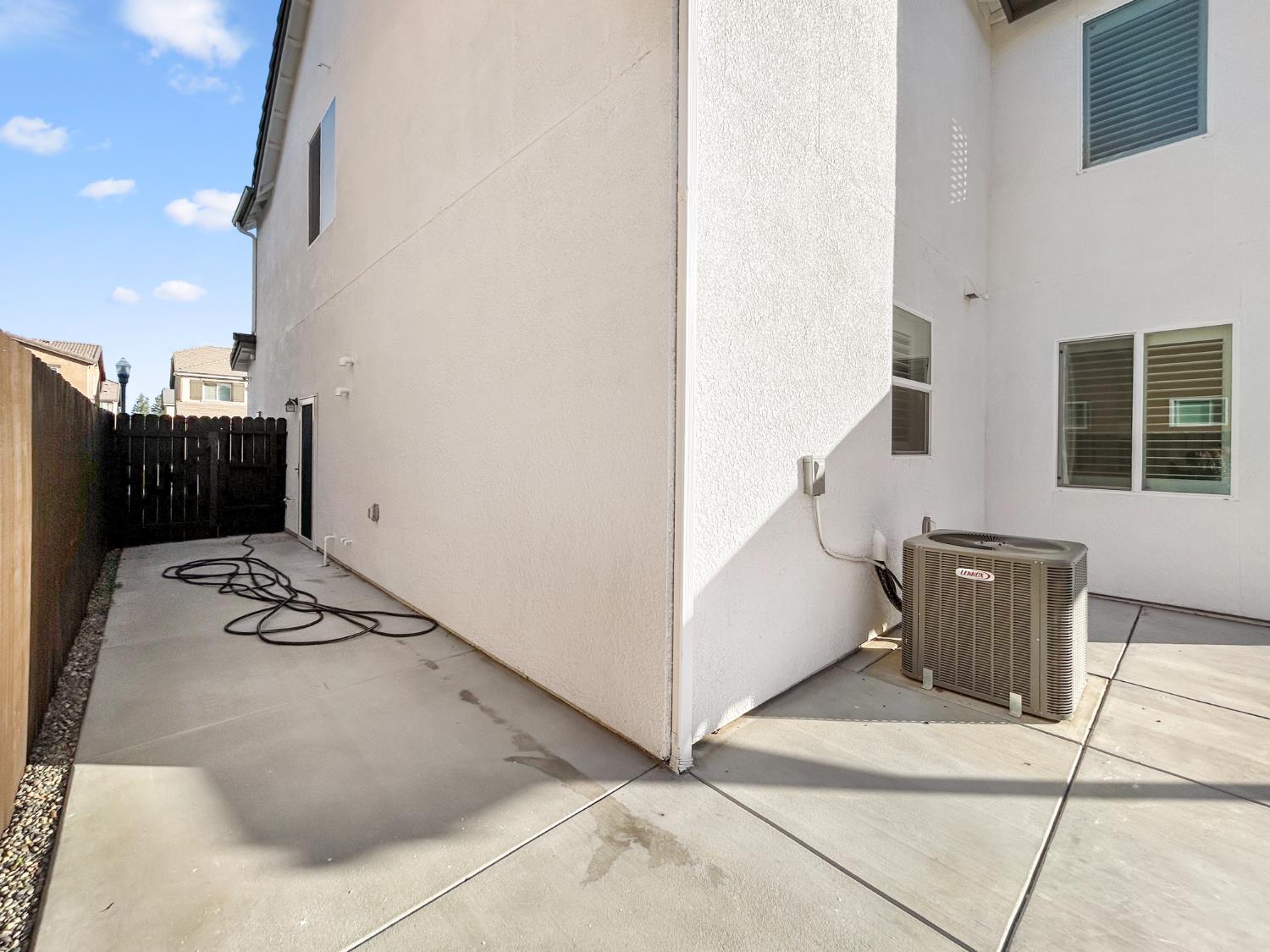 1724 San Marino Ave, Clovis, CA 93619