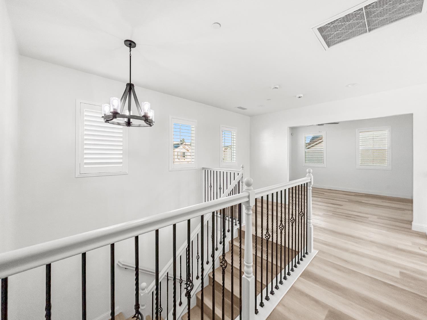 1724 San Marino Ave, Clovis, CA 93619