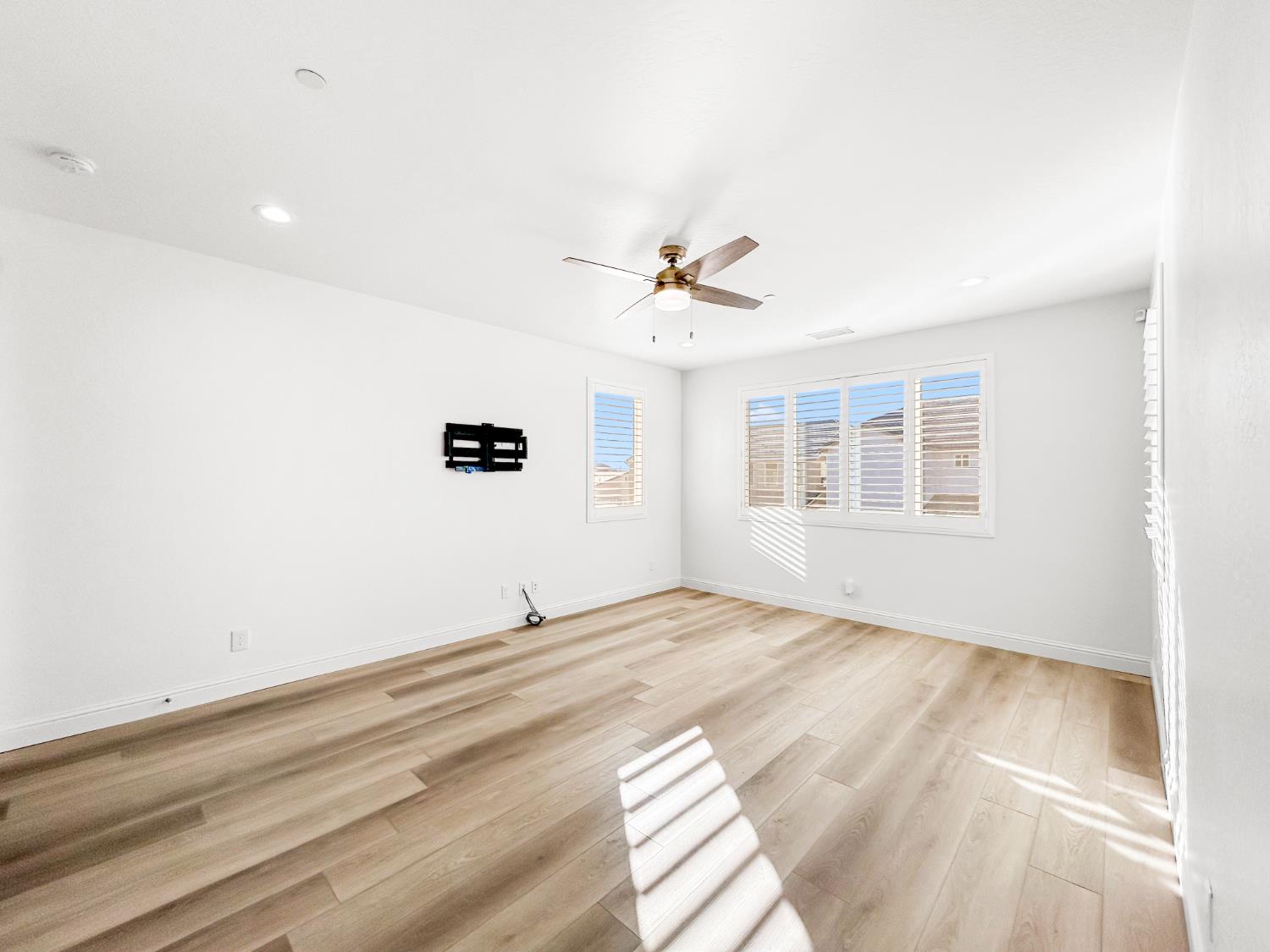 1724 San Marino Ave, Clovis, CA 93619