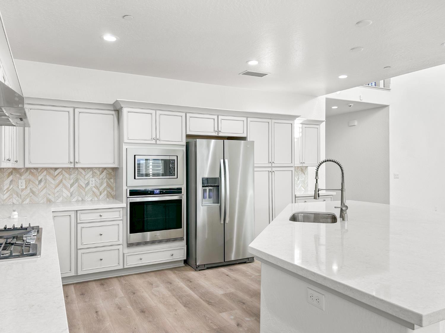 1724 San Marino Ave, Clovis, CA 93619