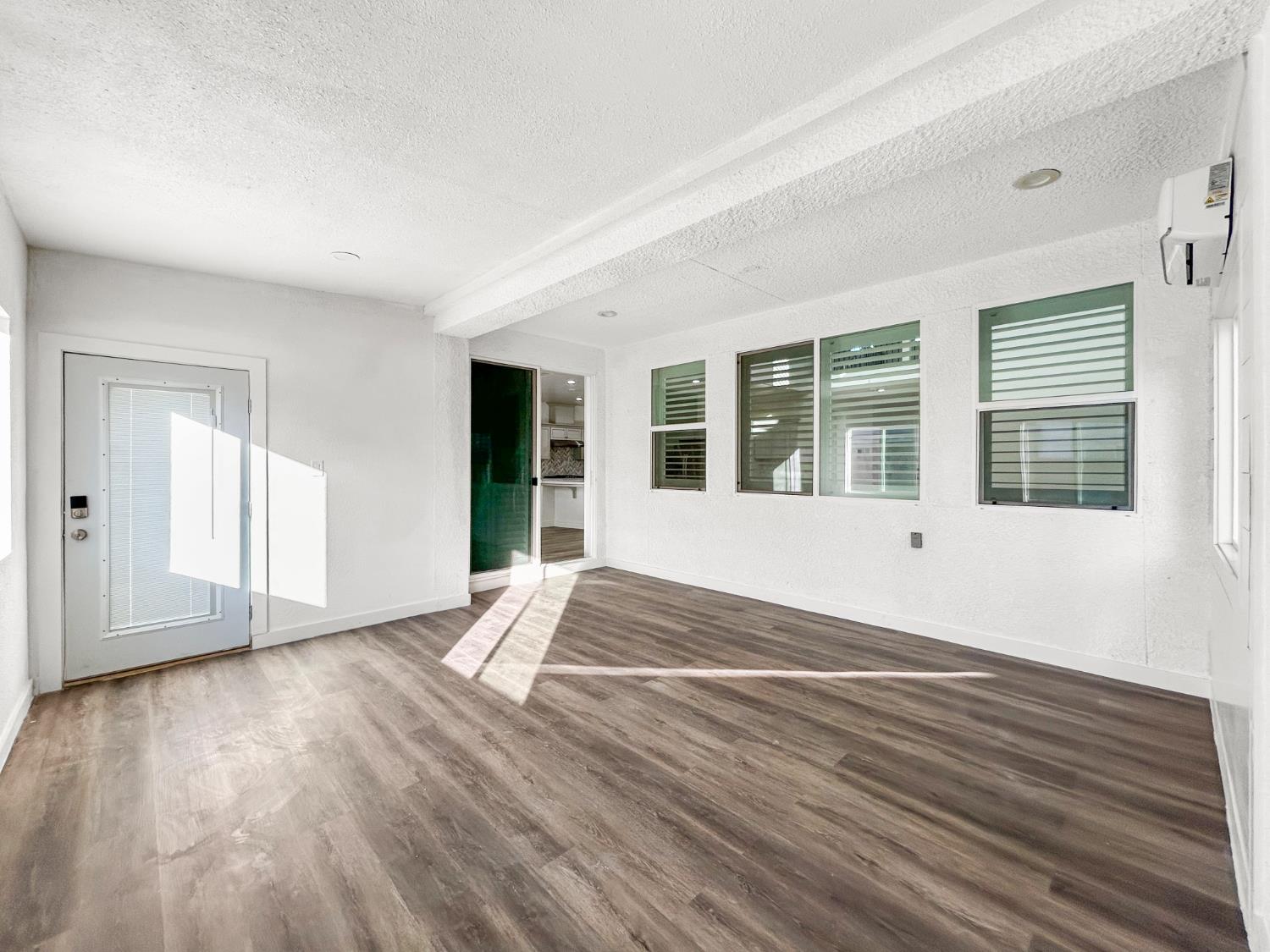 1724 San Marino Ave, Clovis, CA 93619